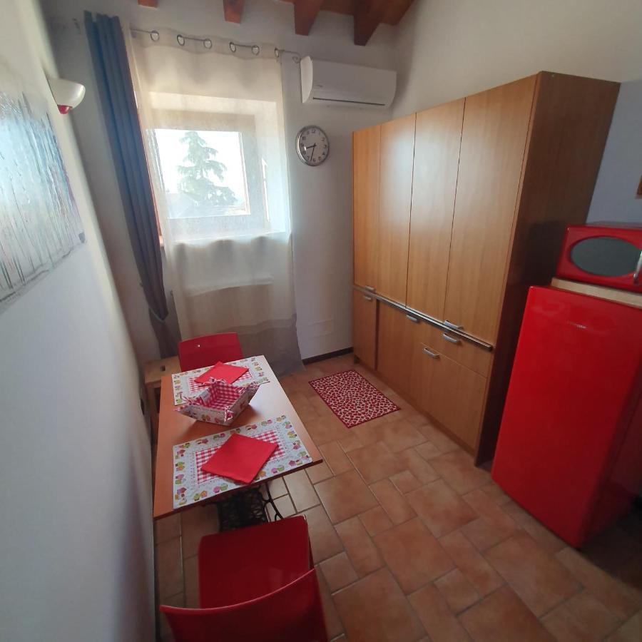 Gesuitirooms Sona Exterior foto